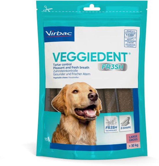 Verpakking met Virbac Veggiedent FR3SH voor grote honden (>30 kg). Een lachende golden retriever kijkt naar de kijker.