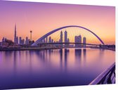 Zonsopkomst zorgt voor een paarse gloed in Dubai - Foto op Dibond - 60 x 40 cm