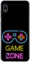 Geschikt voor Samsung Galaxy A10 hoesje - Controller - Game - Neon - Zwart - Quotes - Game zone - Siliconen Telefoonhoesje