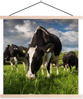 Posterhanger incl. Poster 40x40 cm - Schoolplaat - Koe - Natuur - Gras - Dieren - Textielposter - Blanke latten