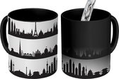 Magische Mok - Foto op Warmte Mok - Zwart-wit tekening van een skyline met bezienswaardigheden - 350 ML - Uitdeelcadeautjes