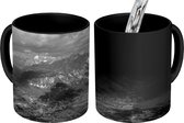 Magische Mok - Foto op Warmte Mok - Gebergten in Italië - zwart wit - 350 ML