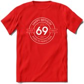 69th Happy Birthday T-shirt | Vintage 1953 Aged to Perfection | 69 jaar verjaardag cadeau | Grappig feest shirt Heren – Dames – Unisex kleding | - Rood - S