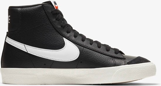 nike blazers orange and black