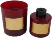 Spruce & Cedar Giftset - Rood - 6 stuks - 90 ml - Geurstokjes - Kaars - Rituals Inspired
