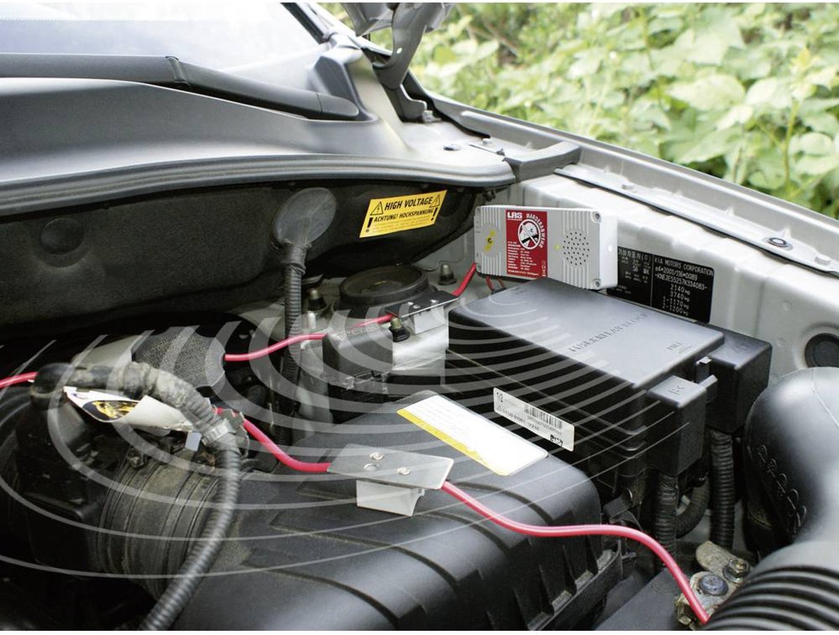 Marterverjager E-shock360, De Enige echt Werkende Professionele Marterverschrikker Voor Uw Auto Werkt Zowel Akoestisch Als Via Een 400volt Schokbeveiliging