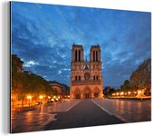 Wanddecoratie Metaal - Aluminium Schilderij Industrieel - Parijs - Notre Dame - Wolken - 60x40 cm - Dibond - Foto op aluminium - Industriële muurdecoratie - Voor de woonkamer/slaapkamer