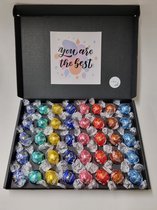 Chocolade Ballen Proeverij Pakket Groot | 40 stuks Lindt chocolade met Mystery Card 'You are the Best' met persoonlijke (video)boodschap | Chocoladepakket | Feestdagen box | Chocolade cadeau | Valentijnsdag | Verjaardag | Moederdag | Vaderdag