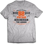 52 Jaar Legend - Feest kado T-Shirt Heren / Dames - Antraciet Grijs / Oranje - Perfect Verjaardag Cadeau Shirt - grappige Spreuken, Zinnen en Teksten. Maat 3XL