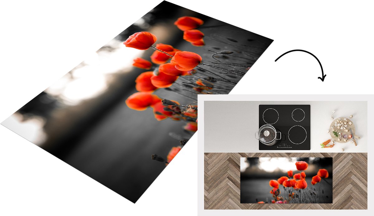 KitchenYeah Keukenloper - Loper keuken - Wilde rode klaprozen in een groot veld met een zwart witte achtergrond - 120x60 cm - Keukenloper vinyl Zwart; Wit