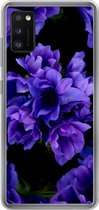 Geschikt voor Samsung Galaxy A41 hoesje - Patroon - Bloemen - Paars - Siliconen Telefoonhoesje
