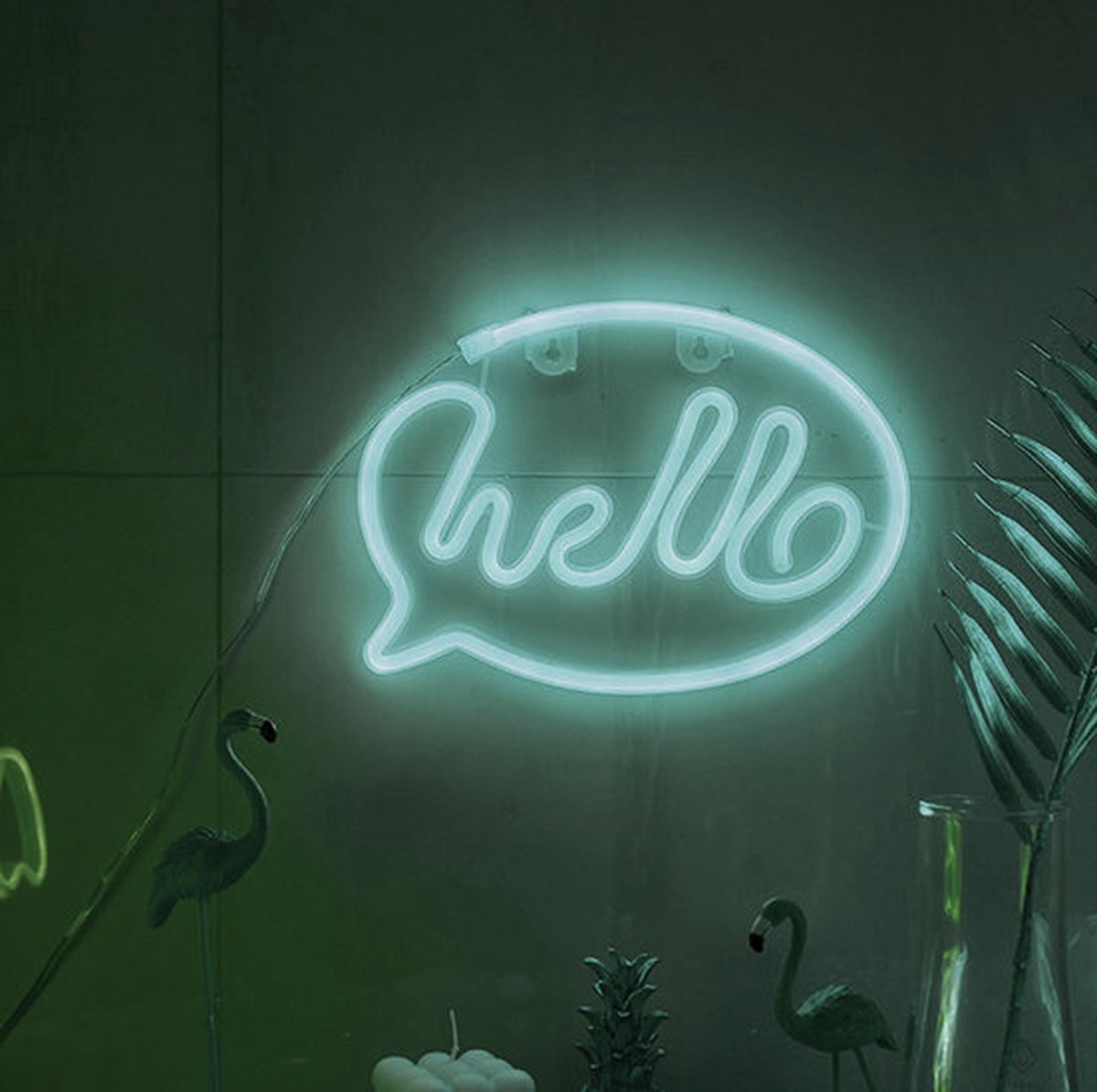 Groenovatie LED Neon Wandlamp "Hello" - Op Batterijen en USB - 31x19x2cm - Koel Wit
