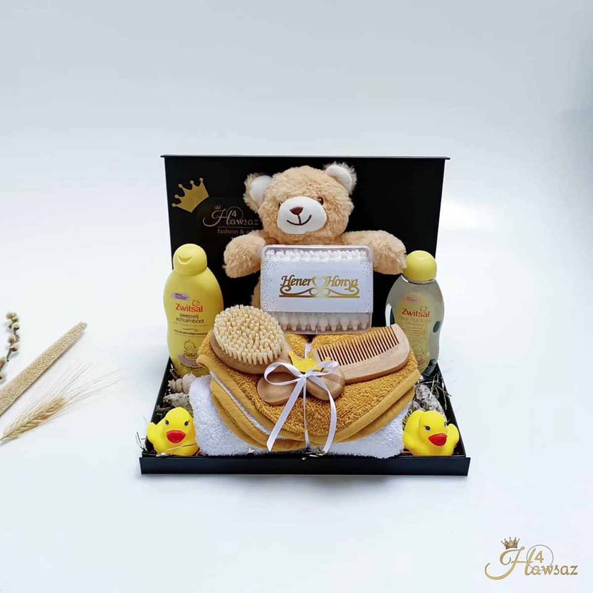 Kraamcadeau - Babygeschenkset - babyshower - Unisex - kraamcadeau jonge - Baby olie - BabyKado - kraamcadeau meisje - Wattenstaafjes - Badcape - Knuffelbeer - bad eendjes - Babyknuffel - Baby kam en borstel - Kerstcadeau - Zwitsal verzorging set - Kraamcadeau - Babygeschenkset - babyshower - Unisex - kraamcadeau jonge - Baby olie - BabyKado - kraamcadeau meisje - Wattenstaafjes - Badcape - Knuffelbeer - bad eendjes - Babyknuffel - Baby kam en borstel - Kerstcadeau - Zwitsal verzorging set -