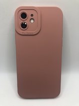 Hoogwaardige Siliconen hoesje met bescherming rondom Camera/Lens - Geschikt voor iPhone 12 - Oudroze (Let OP: Past Alleen 12)