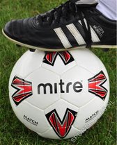 Mitre - Ultra Light voetbal - maat 5 - 320 gram