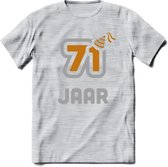 71 Jaar Feest T-Shirt | Goud - Zilver | Grappig Verjaardag Cadeau Shirt | Dames - Heren - Unisex | Tshirt Kleding Kado | - Licht Grijs - Gemaleerd - S