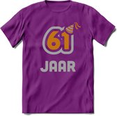 61 Jaar Feest T-Shirt | Goud - Zilver | Grappig Verjaardag Cadeau Shirt | Dames - Heren - Unisex | Tshirt Kleding Kado | - Paars - XL