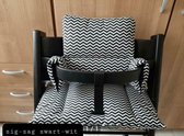 Stokke Tripp Trapp kussenset zig zag zwart wit