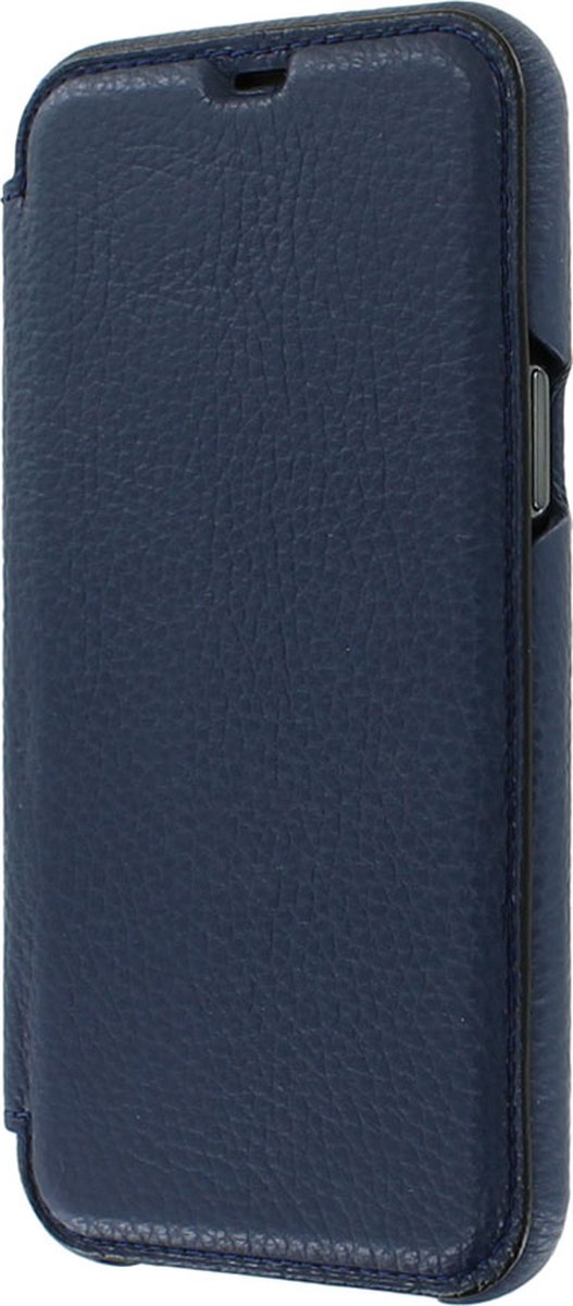 iPhone 12 Pro Max Bookcase hoesje - Graffi - Effen Donkerblauw - Leer