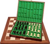 Klassiek houten schaakbord met Staunton nr. 5 schaakstukken in houten kist.
