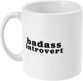 Mok 'Badass Introvert' - Bedrukte Mok - Cadeau collega - Introvert quote