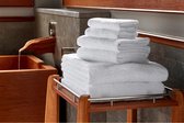 Set van 2 witte handdoeken / badlakens hotelkwaliteit 70/140 cm