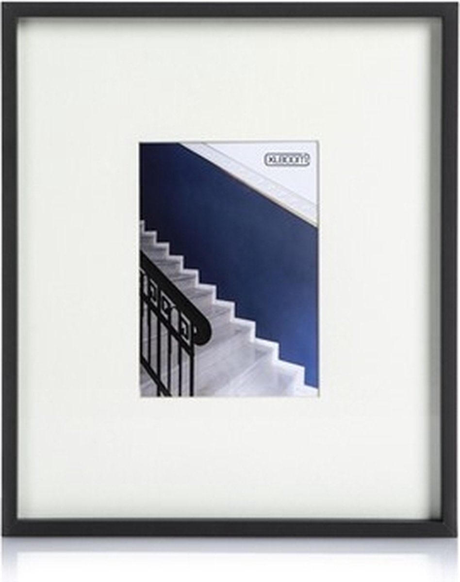 XLBoom Leon Fotolijst Fotoformaat 13 x 18 - Design Fotokader met Print van Kaatje Verschoren - Wanddecoratie - Verkrijgbaar in A2, A3, A4, 13x18 en Multi Foto (3 of 4 foto's) Zwart