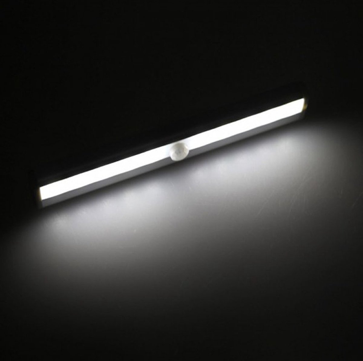 Zenuw huurder Springplank GT Automatische LED Lamp verlichting met Bewegingssensor - 22 cm Breed -  Perfect voor... | bol.com