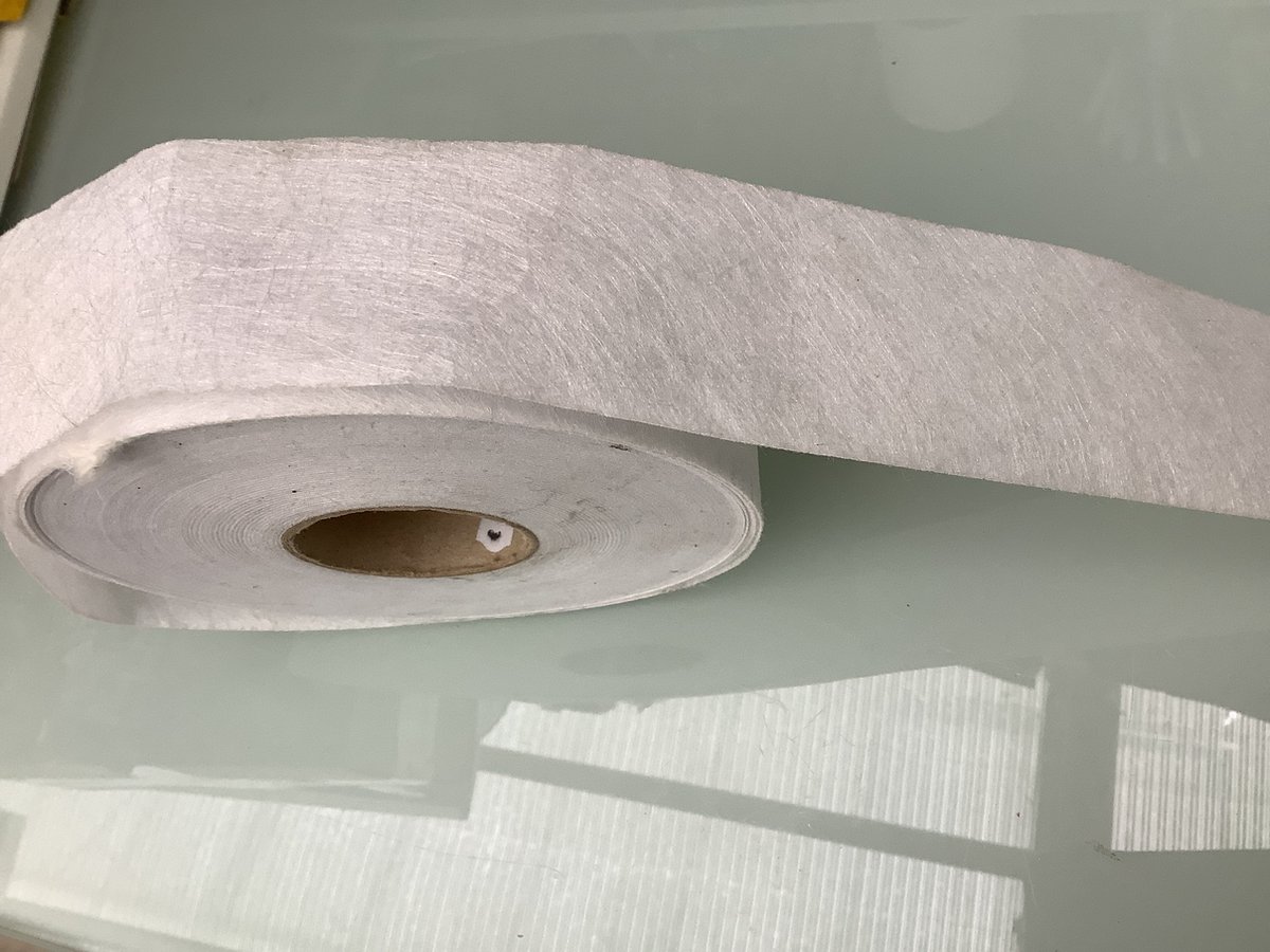 Innaai zoomband. 5 cm hoog. Wit. 5 Mtr lang, voor 2.5 meter vitrage of gordijn