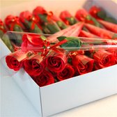 Moederdag kado - Romantische Rode Stam Roos met Hart vorm doosje met 3 rozen met beertje badzeep - zeep - badzeep - leuk kado voor verjaardag - rode roos - cadeau -kado - kadotip -