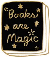 Pin ''books are magic'' magie, toveren, harry potter, broche, kledingspeld