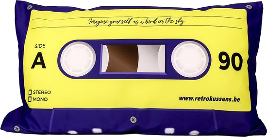 Digitalizm | Sierkussen | Retro Tape | Retro Cassette | "Imagination" | 50 x 30 cm | Vintage | Nostalgie | Fun kussen | Imagine yourself as a bird in the sky