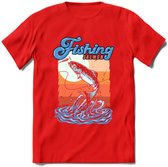 Fishing - Vissen T-Shirt | Grappig Verjaardag Vis Hobby Cadeau Shirt | Dames - Heren - Unisex | Tshirt Hengelsport Kleding Kado - Rood - S