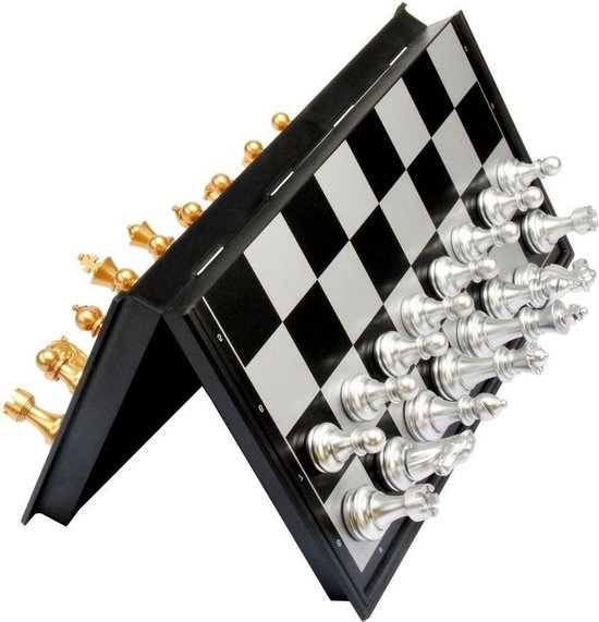 Afbeelding van het spel Magnetisch Zak Schaakspel met Gouden en Zilveren Schaakstukken 32 X 32 cm
