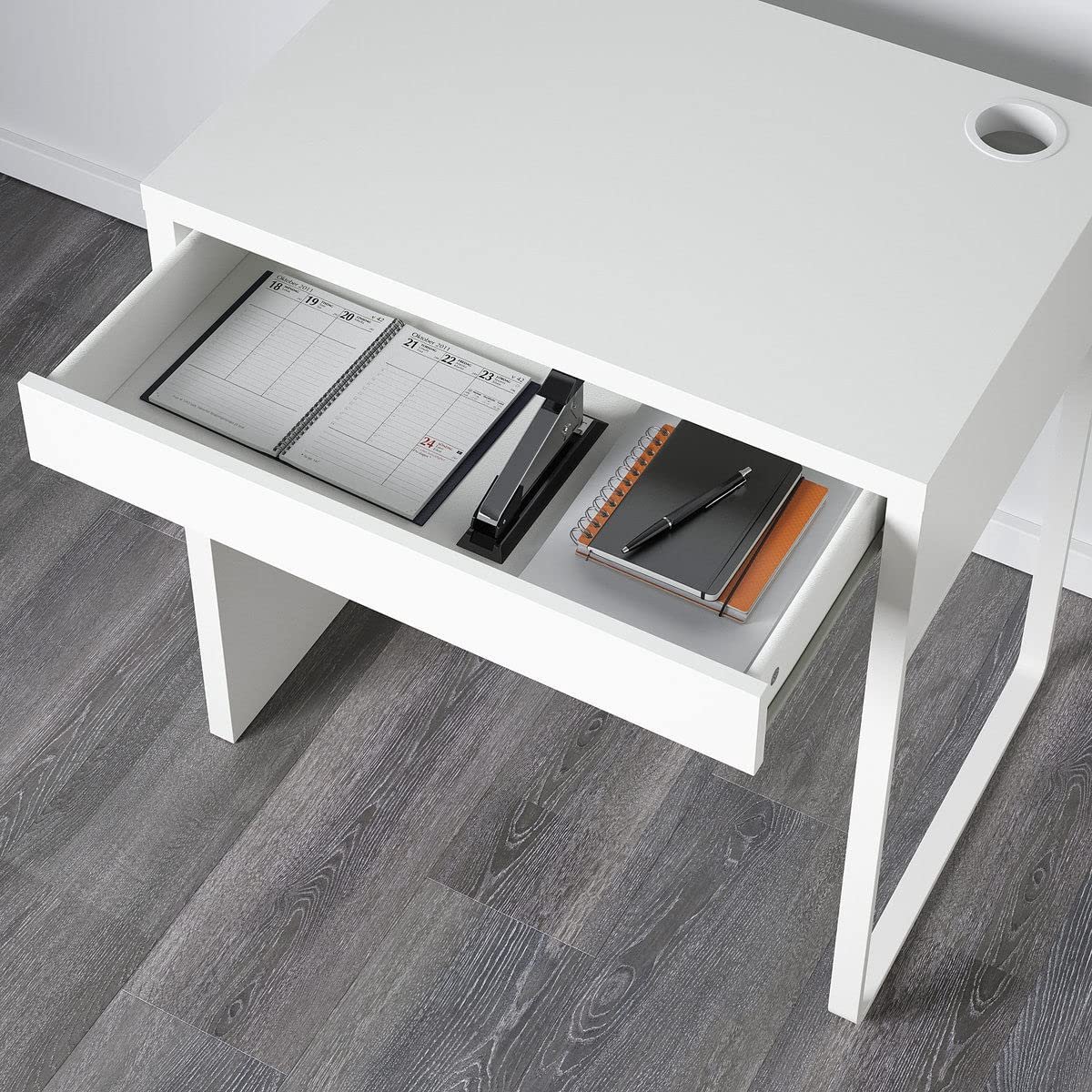 IKEA MICKE bureau in wit; (73x50cm) | bol