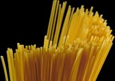 Dibond - Keuken / Eten / Voeding - Pasta / Spaghetti in geel / zwart - 120 x 180 cm.