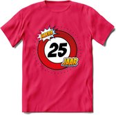 25 Jaar Hoera Verkeersbord T-Shirt | Grappig Verjaardag Cadeau | Dames - Heren | - Roze - XL