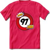 97 Jaar Hoera Verkeersbord T-Shirt | Grappig Verjaardag Cadeau | Dames - Heren | - Roze - S