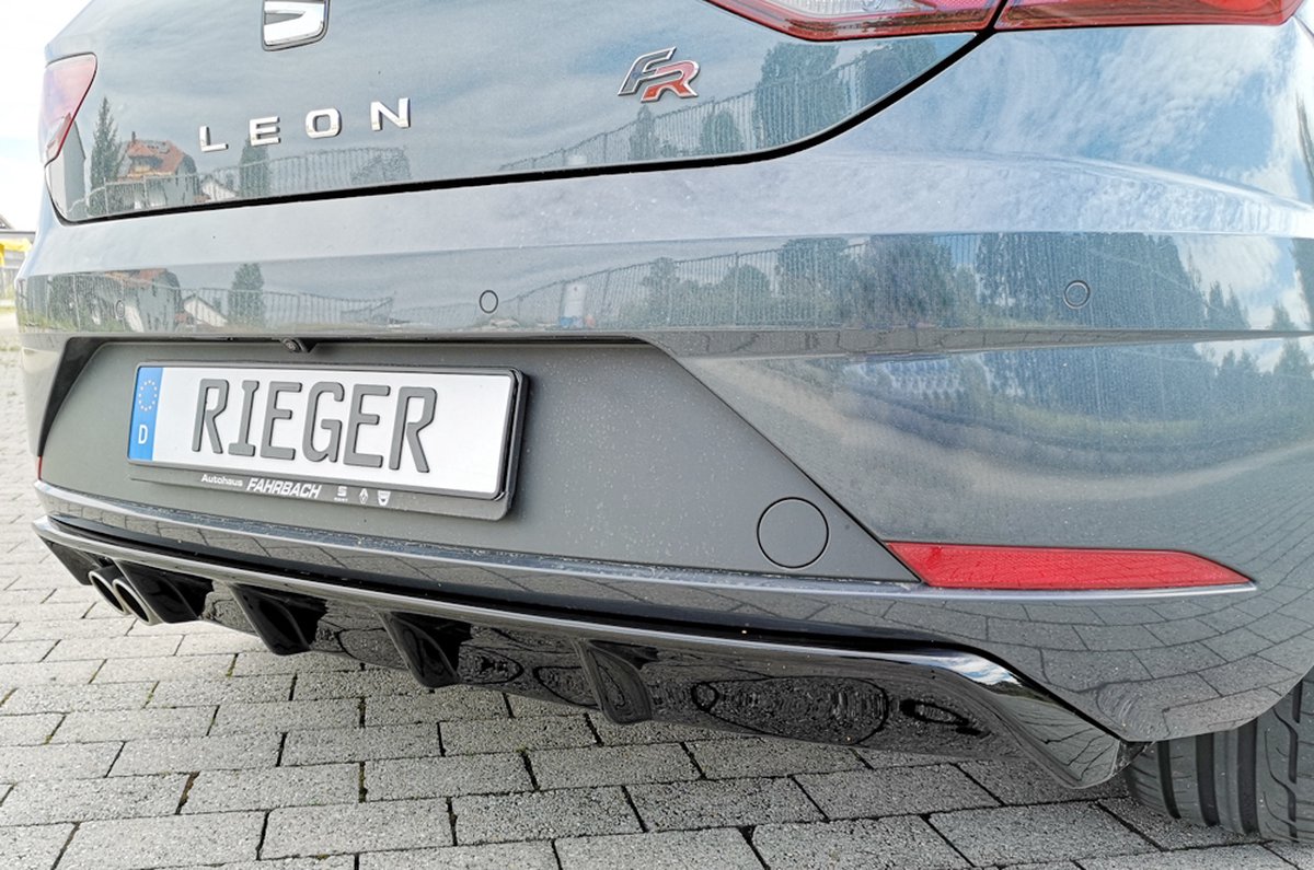 RIEGER - SEAT LEON FR 5F EX FACELIFT - PERFORMANCE DIFFUSER DUAL TIPS LEFT - GLOSS BLACK