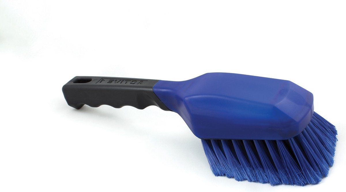 Brosse de lavage téléscopique avec réservoir de shampoing