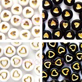 Symbolenkralen set – Hartjes – Unieke mix 200 stuks – Wit/Goud – Zwart/Goud – 7mm kraal – Past bij letterkralen set – Zelf sieraden maken voor kinderen en volwassenen – DIY