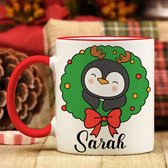 Kerst mok - Beker - Kerst mok met naam - Kerst cadeau - Gepersonaliseerd - Pinguïn mok kerstkrans - Gratis inpakservice