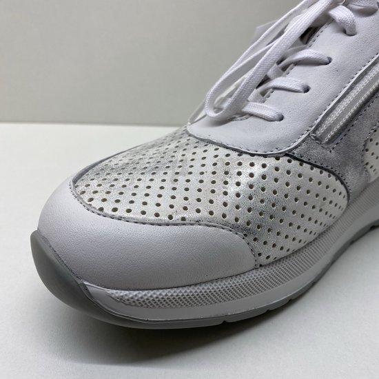 Finn comfort- Mori- wit zilveren dames sneaker- maat 39 | bol.com
