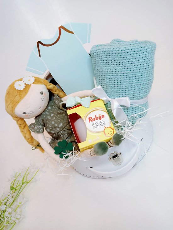 Kraamcadeau - babygeschenkset - Baby set - Babygifts - Zwitsal - Zwitsal kaars - Baby Koffertje - Kinderkoffertje - Kraampakket - Baby deken - Deken - Geurkaarsje - Baby knuffel - geboortekaartje - babydeken - knuffel Little Dutch - Pop Julia -