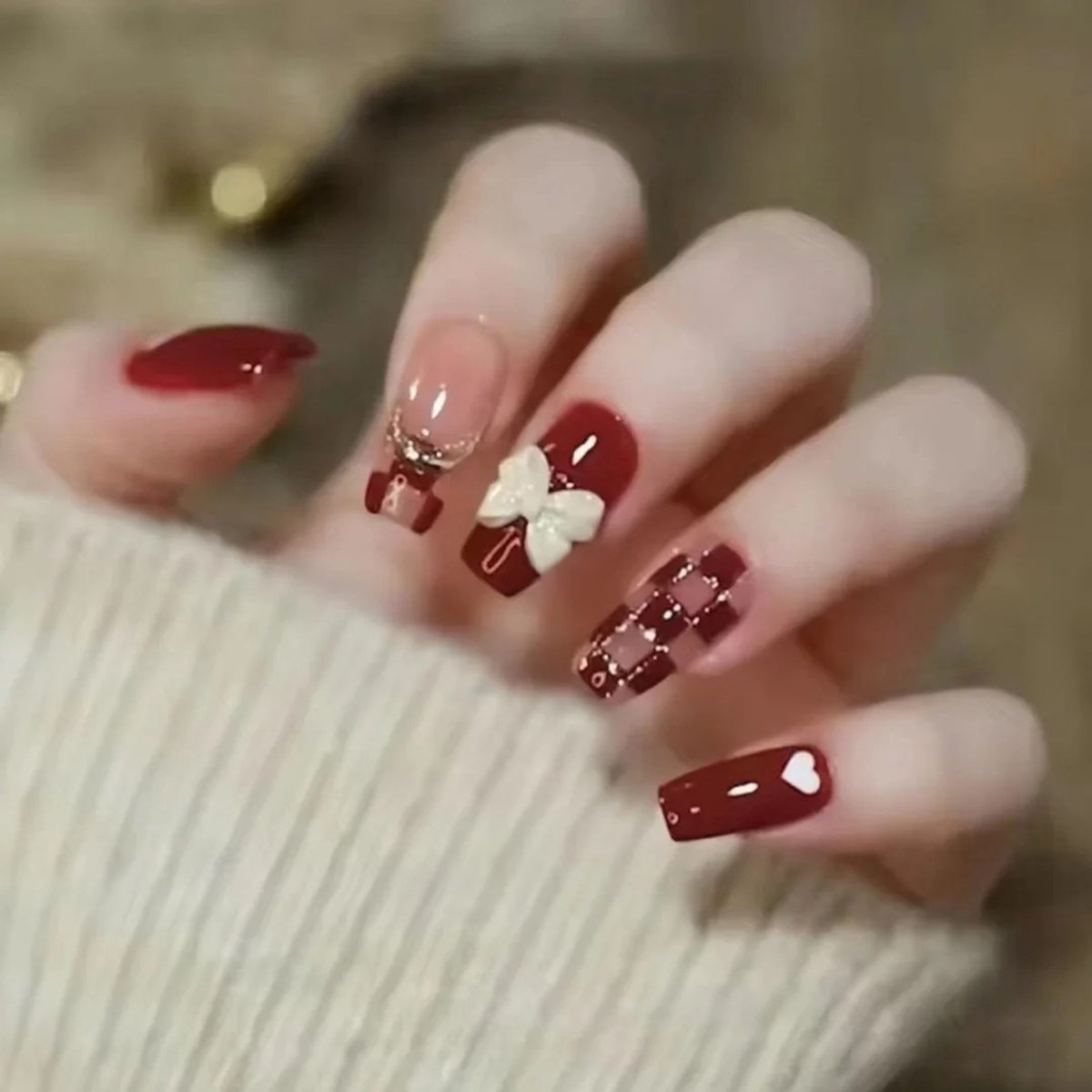 Verymeet-24Plaknagels-Press On Nails -delicate & comfartable-Elegante prinsessenstijl