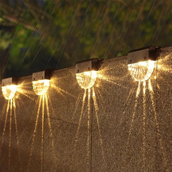 Sense14 Buitenlamp met Sensor - Balkon Verlichting Buiten - Buitenlamp Zonne Energie - Dag en Nacht Sensor - 4 Stuks