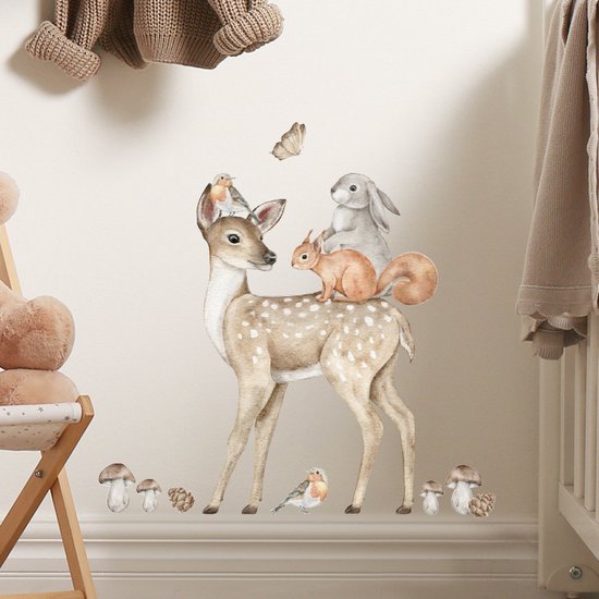 Muursticker Hertje met konijn, vogel en vlinder op rug | Aquarel | Stickers zelfklevend | Kinderkamer |Babykamer | slaapkamer | Meisje | Jongen | Huis inrichting | Stickerkamer®