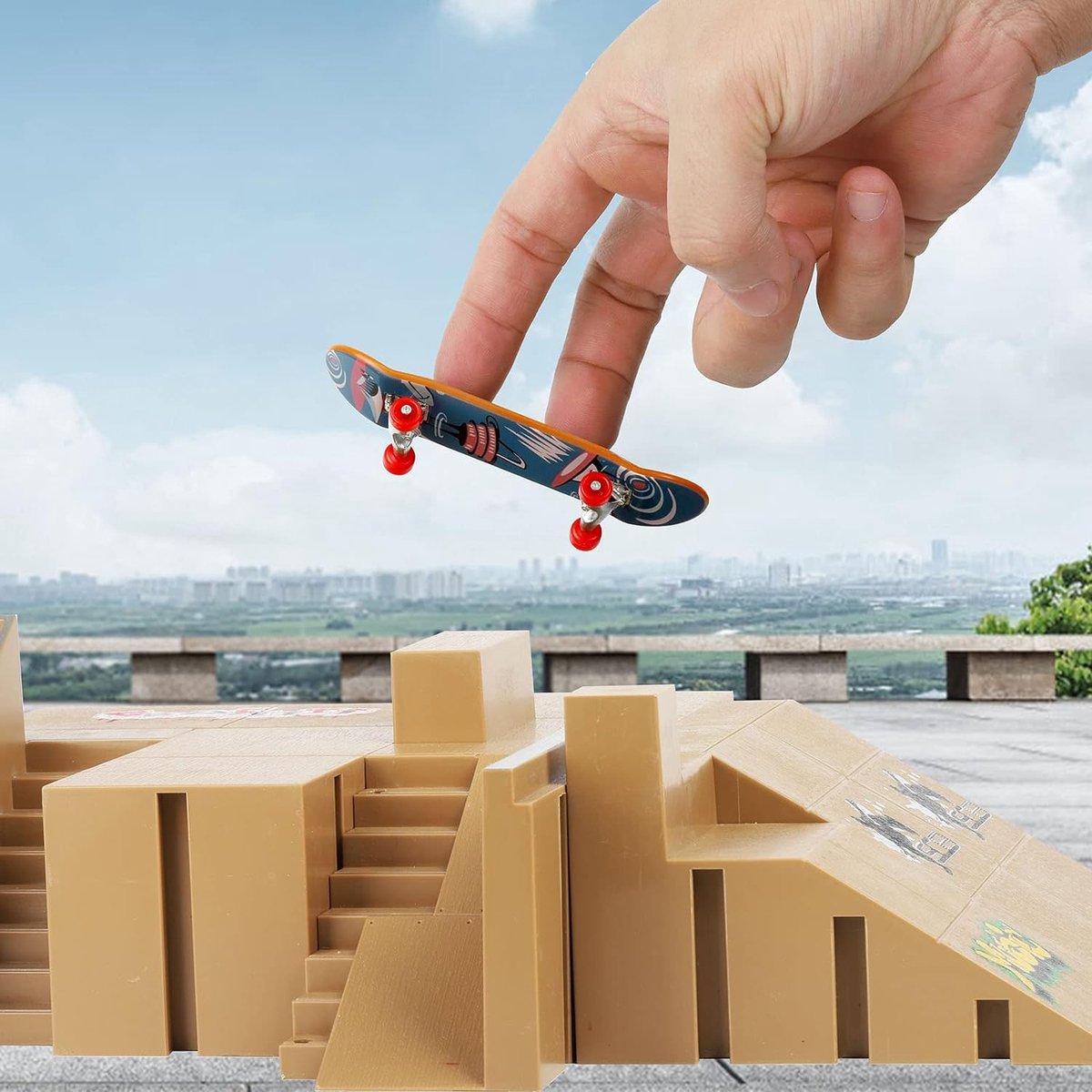 Partizzle 12x Vinger Skateboard Set - Mini Fingerboard / Vingerskateboard - Klein Speelgoed Uitdeelcadeautjes - Grabbelton Traktatie Cadeautjes - Voor Kinderen & Volwassenen — afbeelding 2
