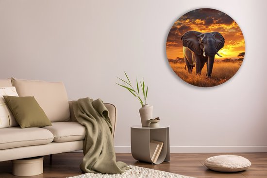 Olifant in de savanne bij zonsondergang, hangend in een woonkamer.