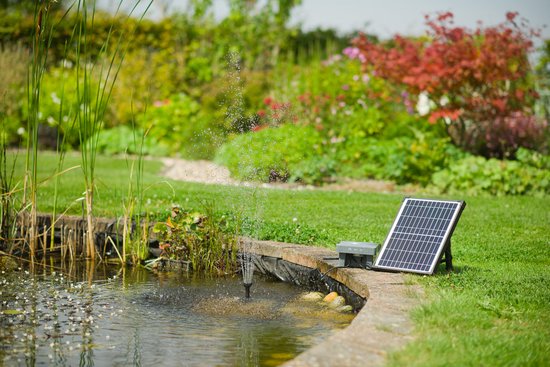 Ubbink - SolarMax 600 - Fonteinpomp op zonne-energie - met eigen accu - vijverpomp